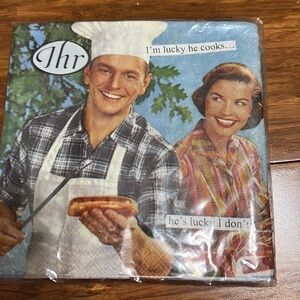 Cocktail napkins, Man & Lady grilling “I’m lucky he cooks He’s lucky I don’t”